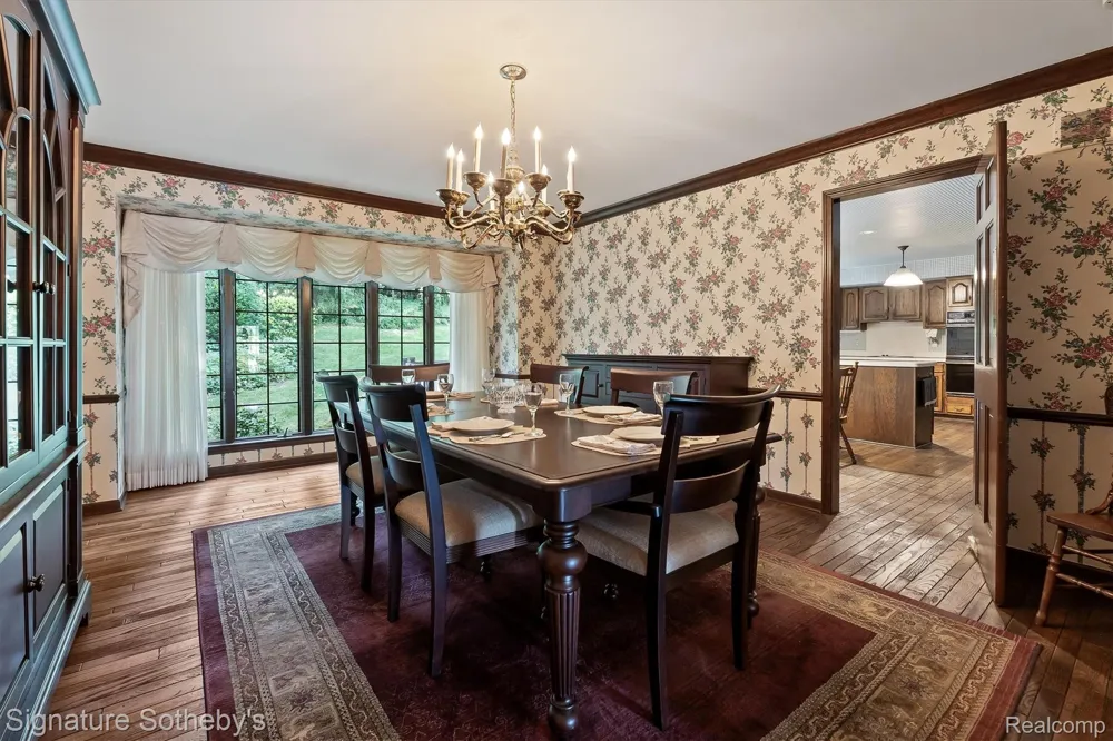 251 Woodwind Drive Bloomfield Hills City, MI 48304