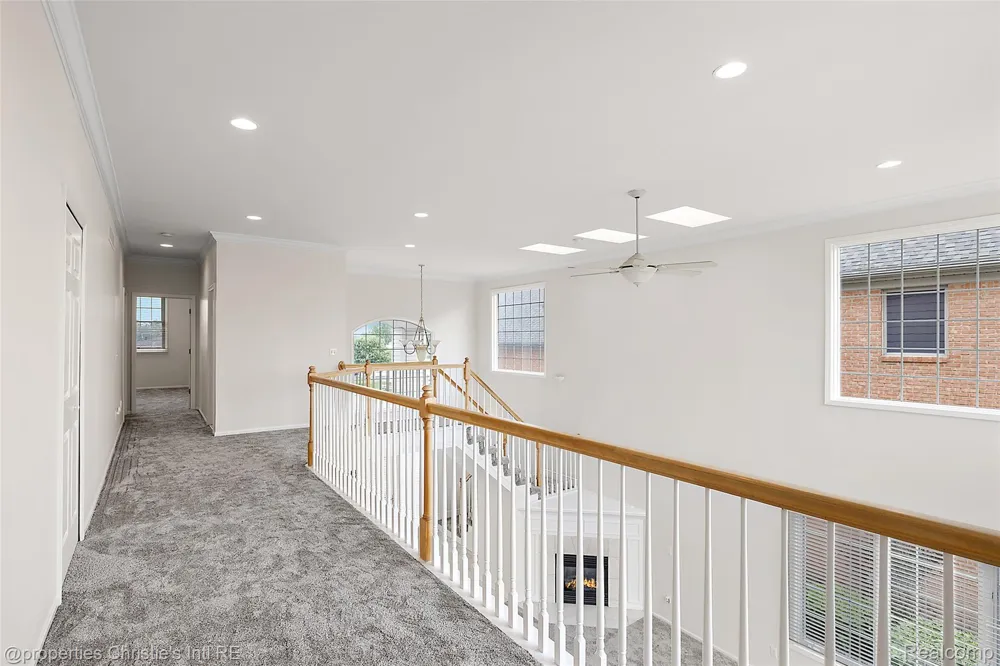 31975 Riverdale Street Harrison Charter Township, MI 48045