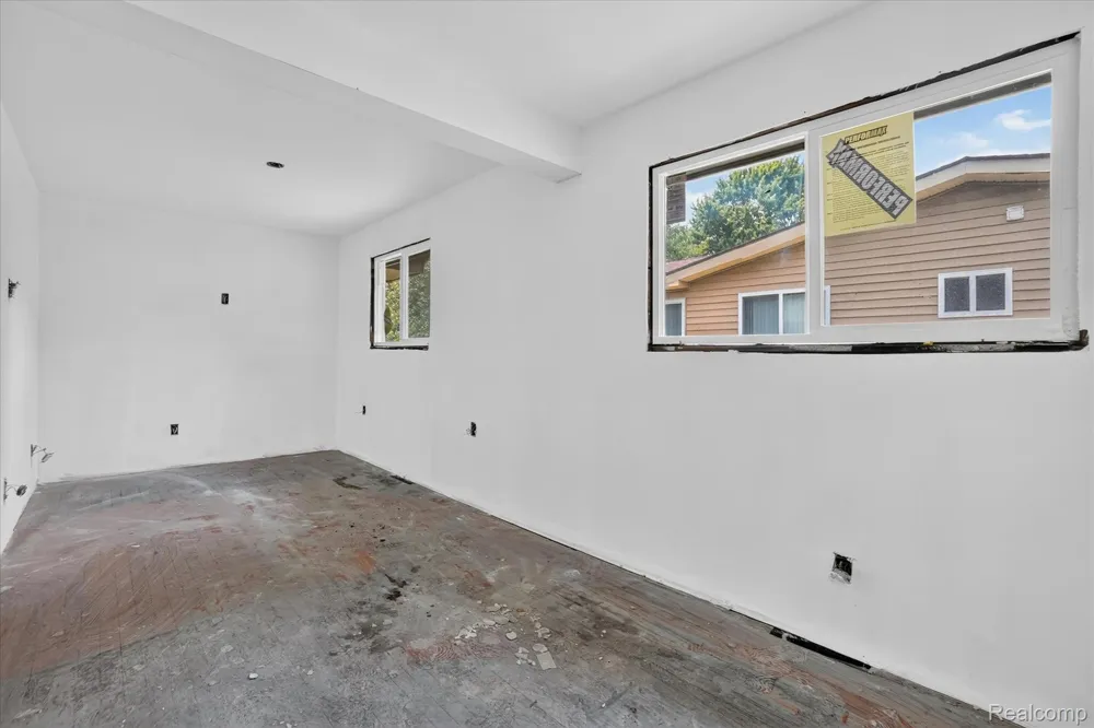 3504 Creekwood Drive Bridgeport Charter Township, MI 48601