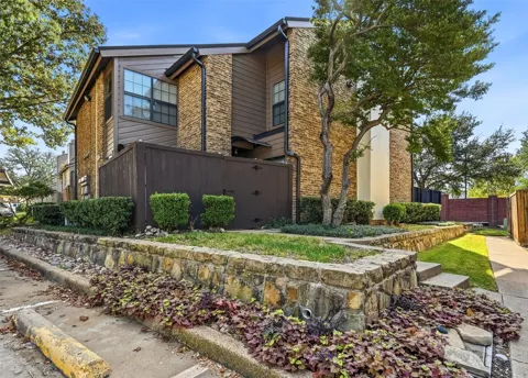 333 Melrose Drive #16A