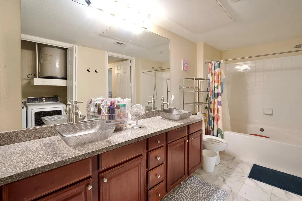 7575 Kirby Drive #1410 Houston, TX 77030