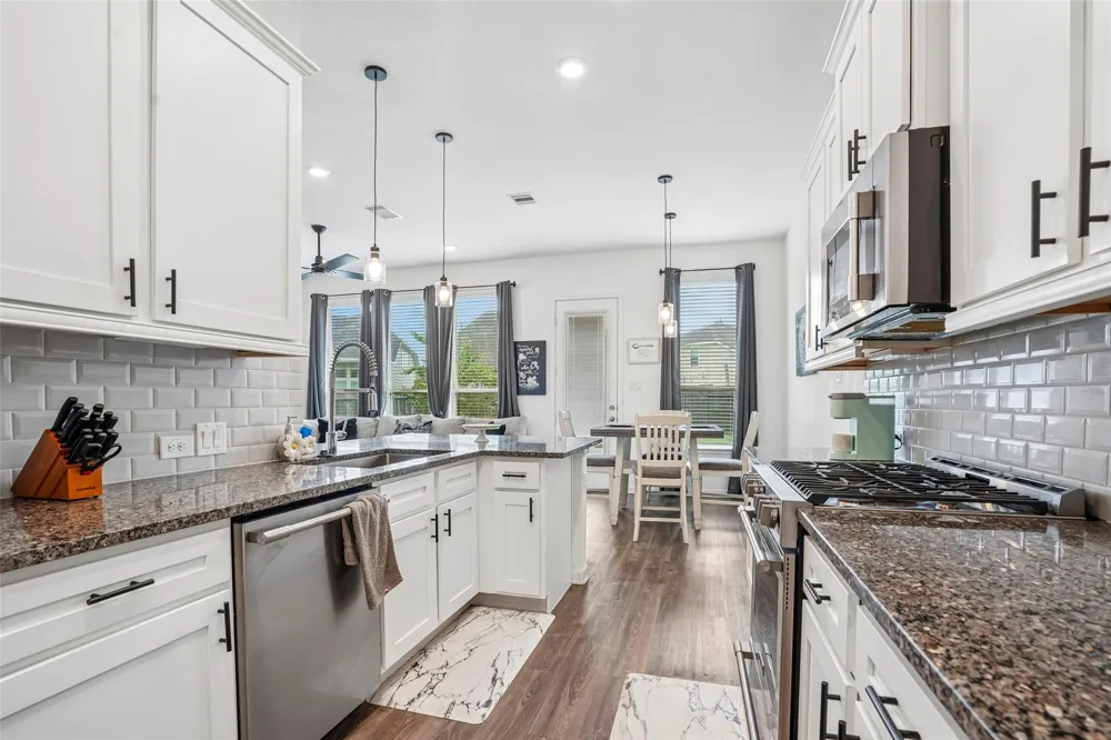 1810 Ryon Falls Drive Richmond, TX 77469