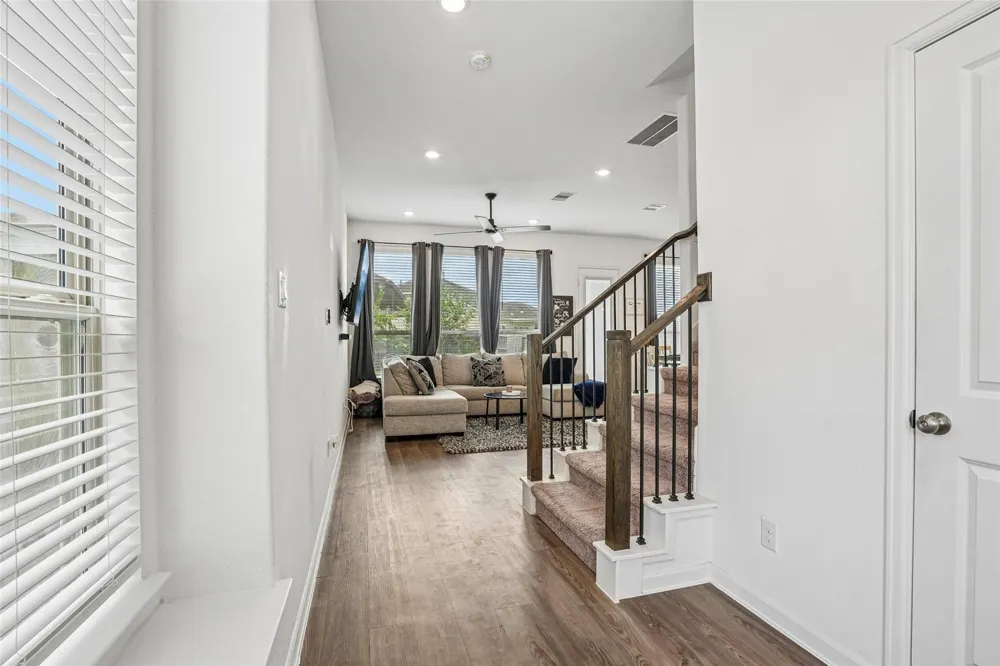 1810 Ryon Falls Drive Richmond, TX 77469