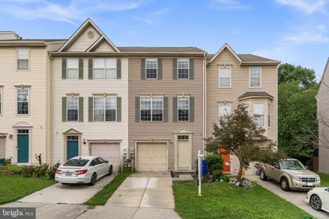 6821 SANCTUARY COURT