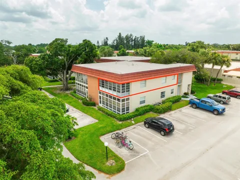 26 Pine Arbor Lane #207