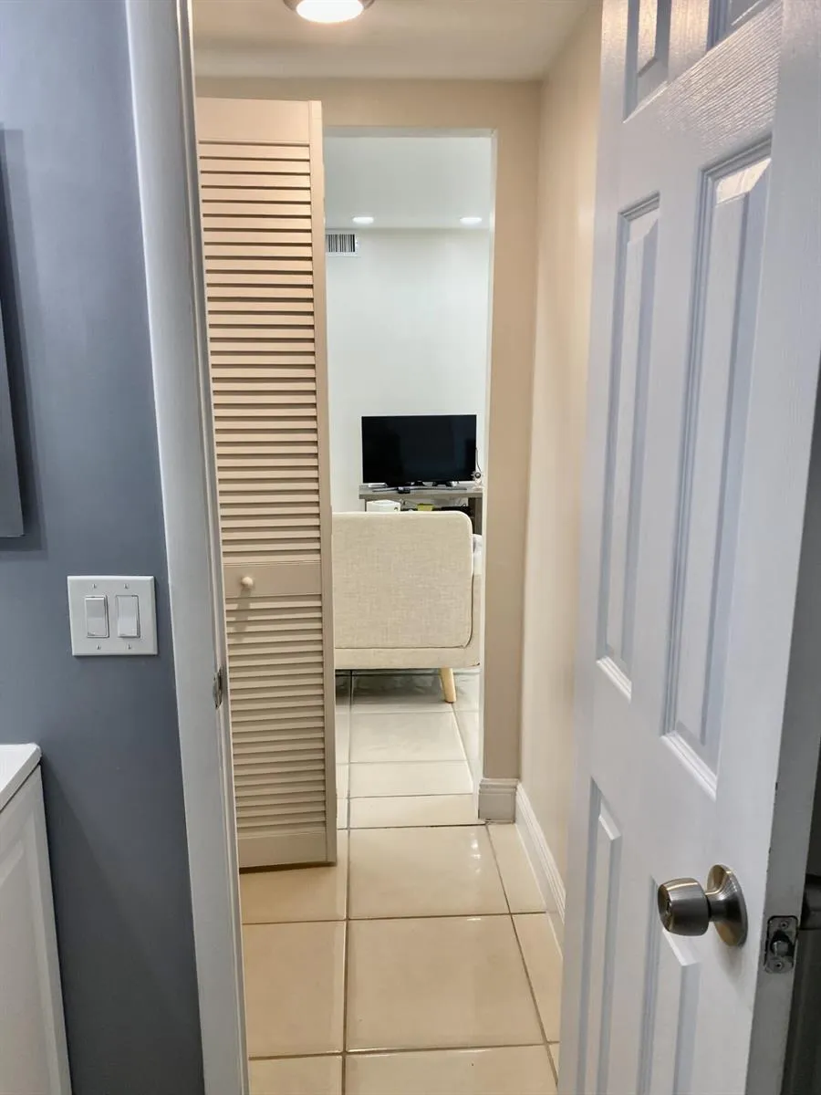 4501 FOUNTAINS DRIVE S #106 Lake Worth, FL 33467