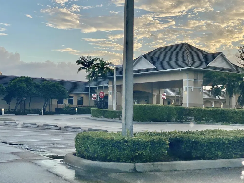 4501 FOUNTAINS DRIVE S #106 Lake Worth, FL 33467