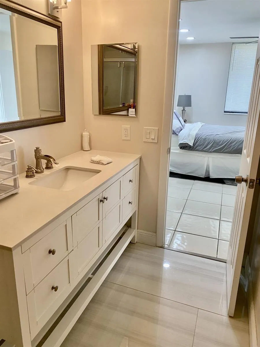 4501 FOUNTAINS DRIVE S #106 Lake Worth, FL 33467
