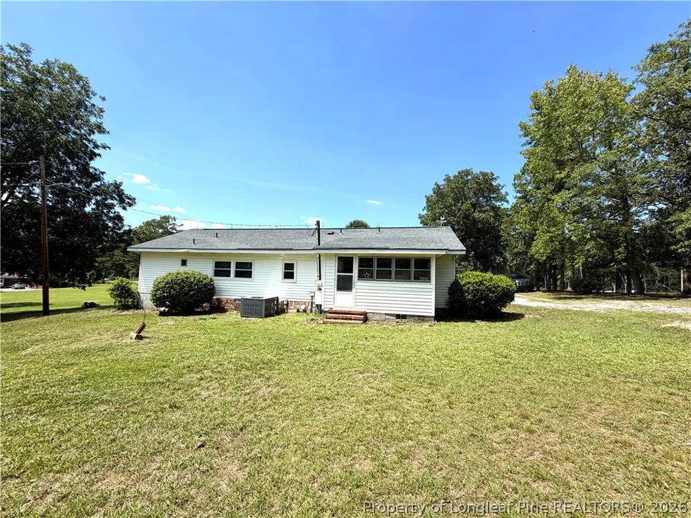 8007 Overhills Road Spring Lake, NC 28390