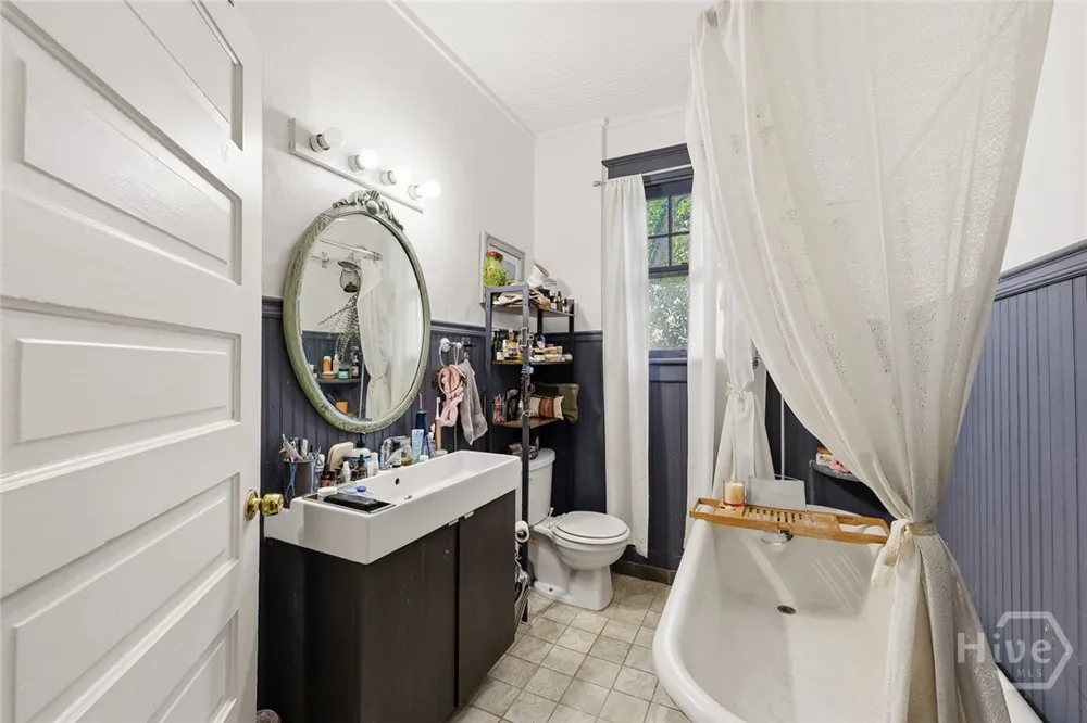 1218 E 48th Street Savannah, GA 31404