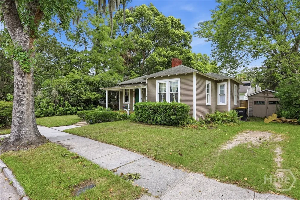 1218 E 48th Street Savannah, GA 31404