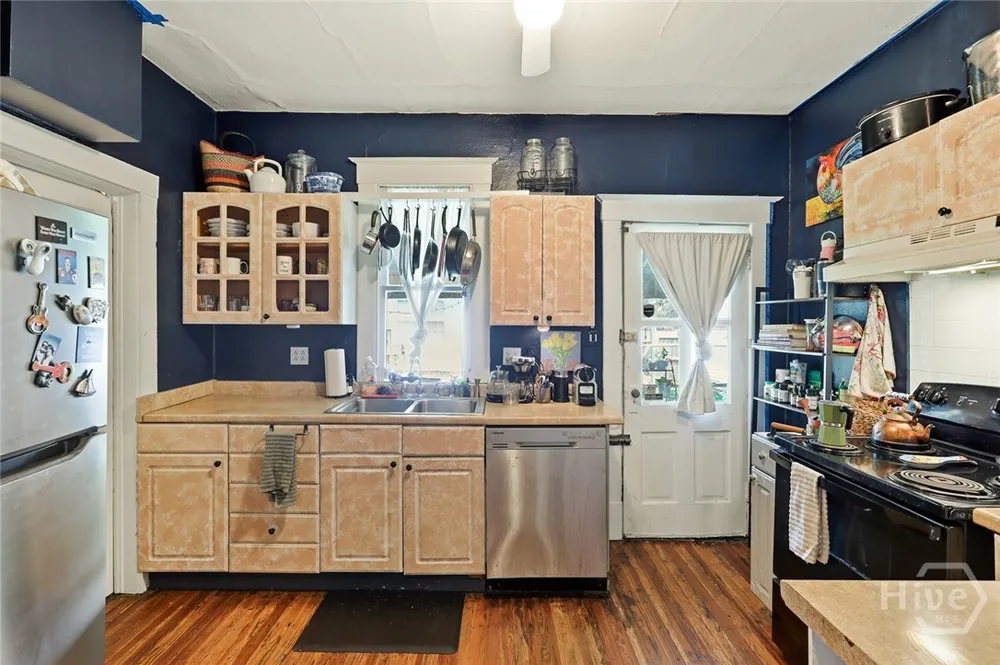1218 E 48th Street Savannah, GA 31404