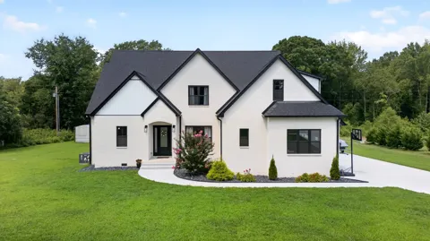 798 Haddon Ln