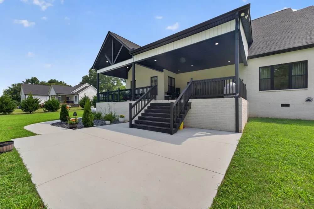 798 Haddon Ln Winchester, TN 37398