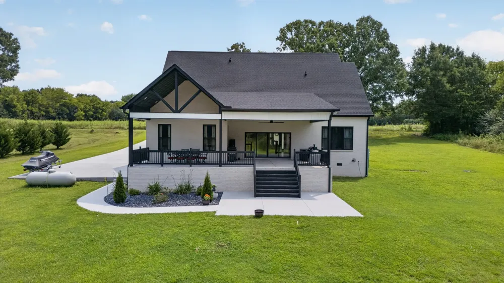 798 Haddon Ln Winchester, TN 37398