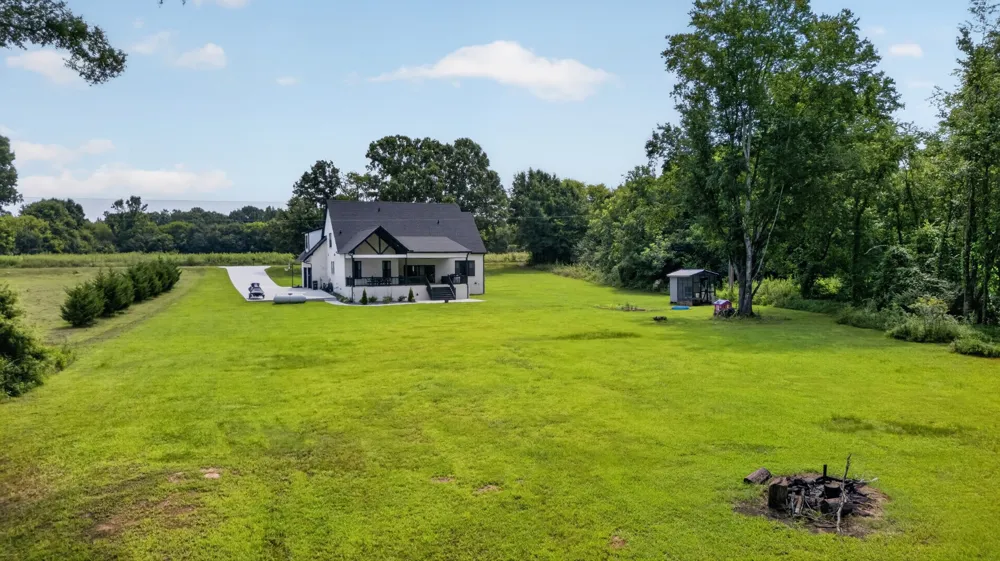 798 Haddon Ln Winchester, TN 37398