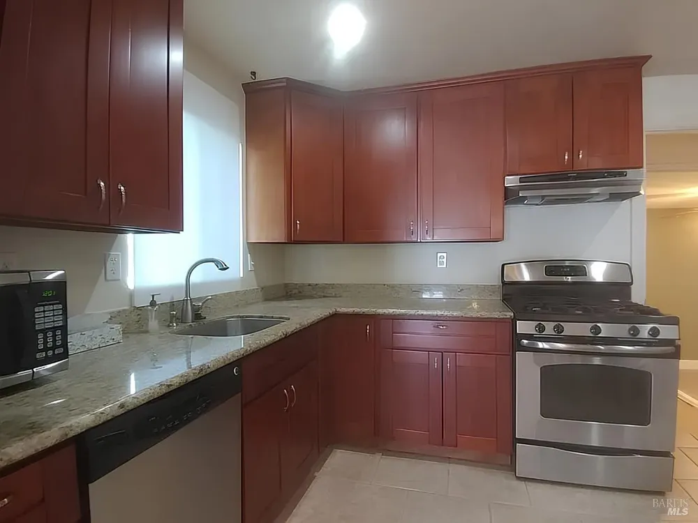 3187 Solano Avenue Napa, CA 94558