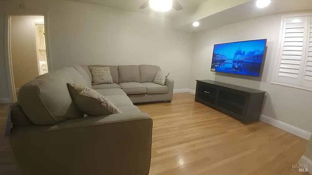 3187 Solano Avenue Napa, CA 94558