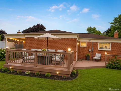 25132 Saint Clement Drive