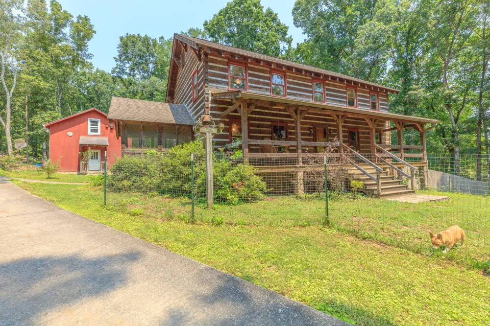 8902 Barbara Drive Soddy Daisy, TN 37379