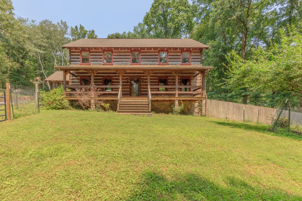 8902 Barbara Drive Soddy Daisy, TN 37379