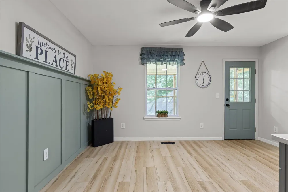 3847 Us 127 Signal Mountain, TN 37377