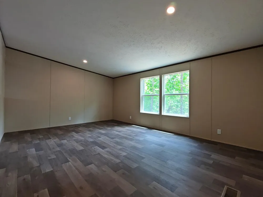 321 Lakeside Drive Graysville, TN 37338