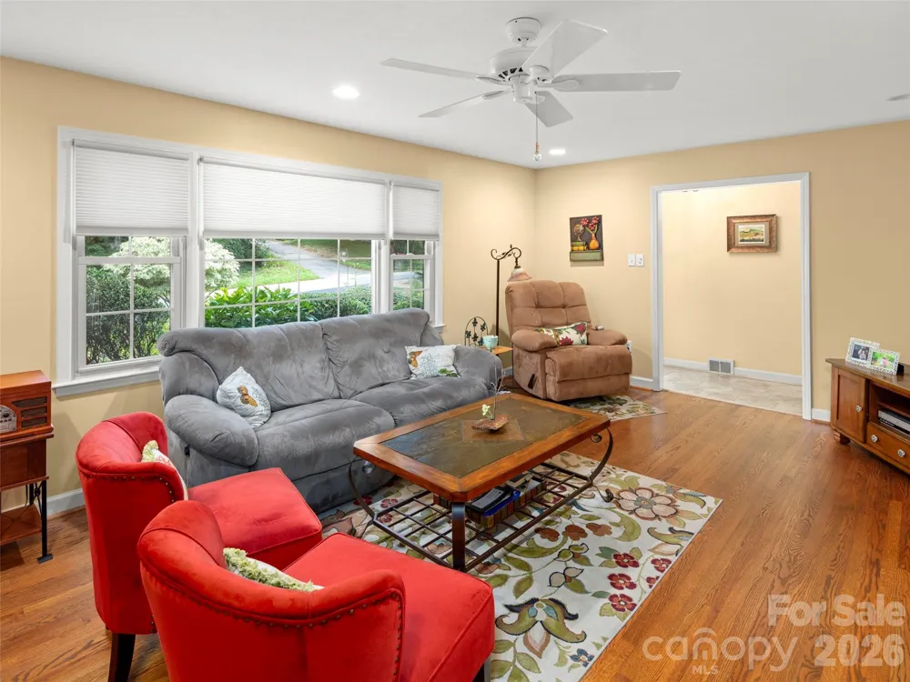340 Sycamore Drive Arden, NC 28704