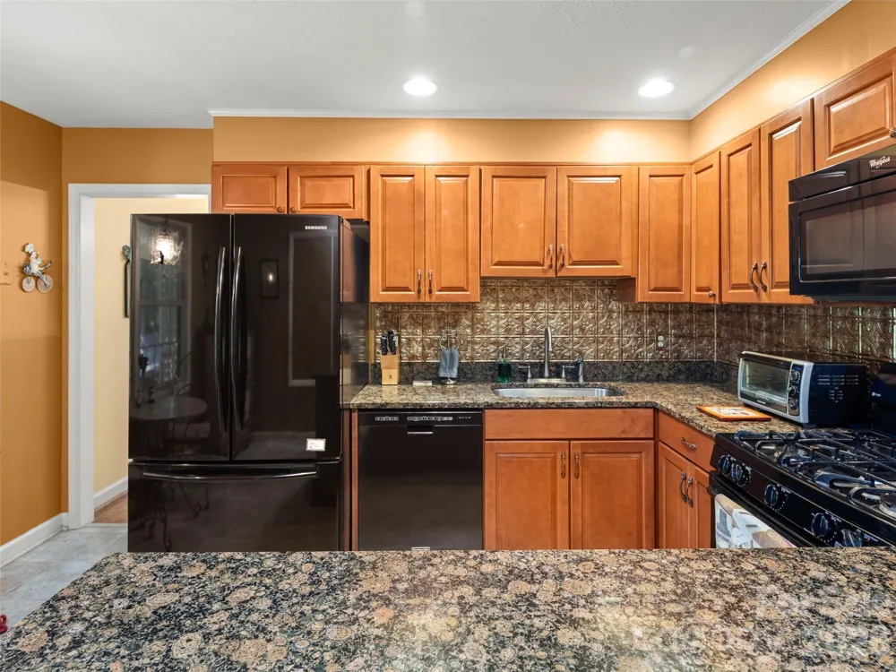 340 Sycamore Drive Arden, NC 28704