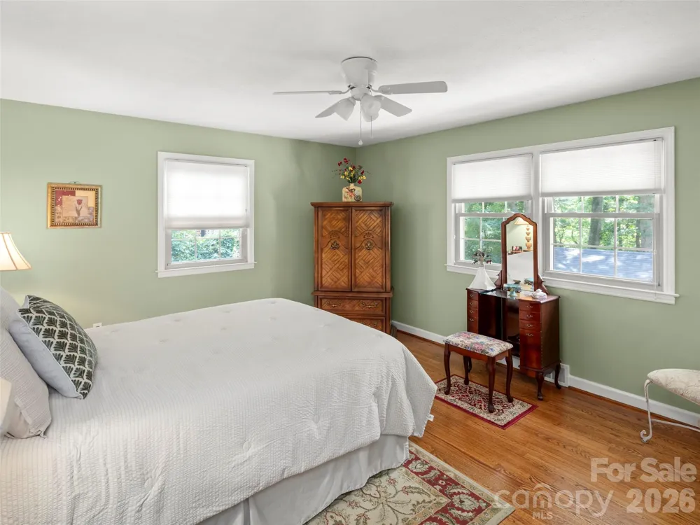 340 Sycamore Drive Arden, NC 28704