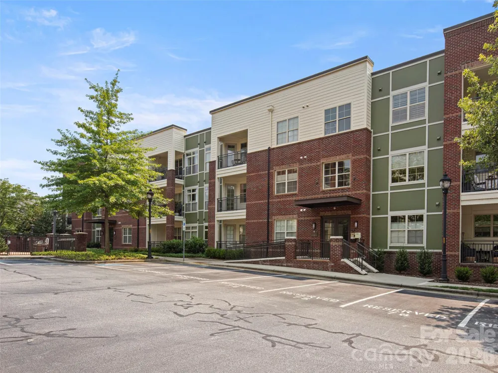 5 Farleigh Street #104 Asheville, NC 28803