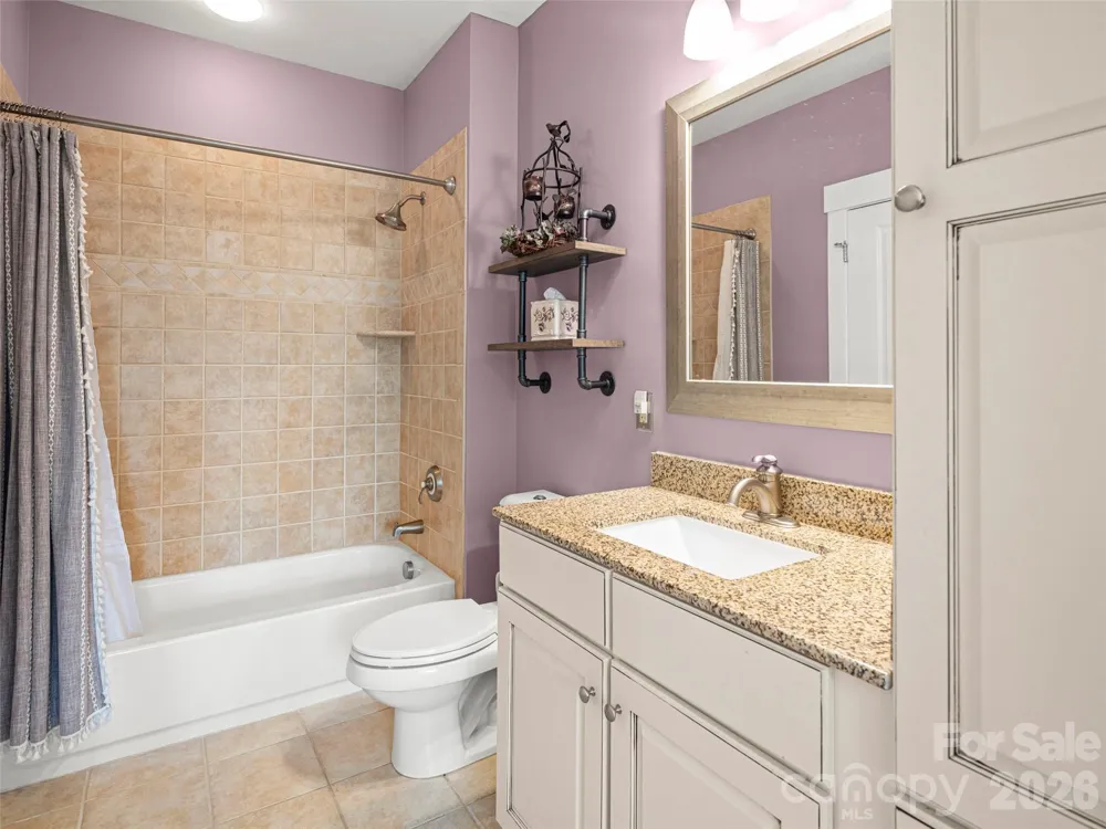 5 Farleigh Street #104 Asheville, NC 28803