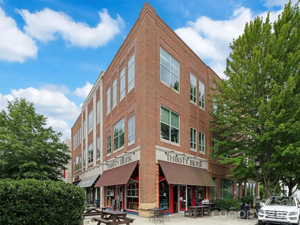 5 Farleigh Street #104 Asheville, NC 28803