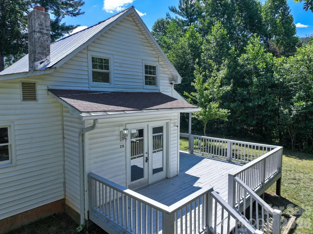 218 Garland Buchanan Road Sylva, NC 28779