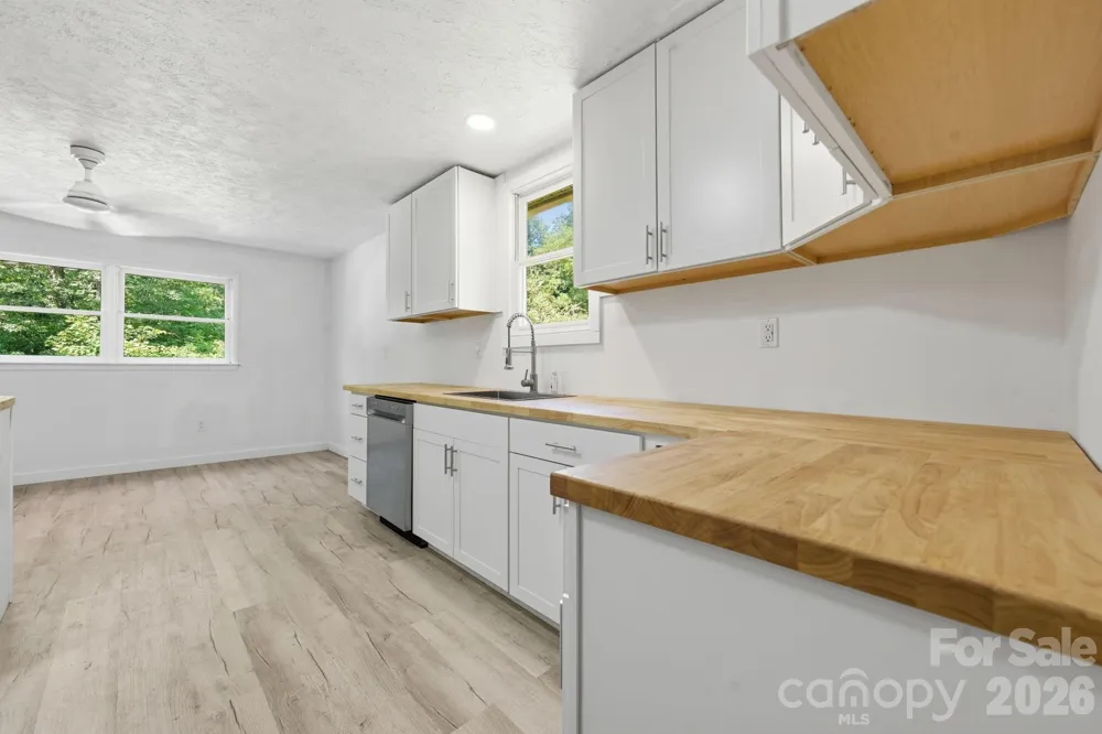218 Garland Buchanan Road Sylva, NC 28779