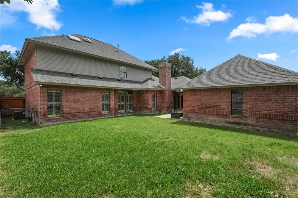 4701 Schwerin Lake Drive Corpus Christi, TX 78413