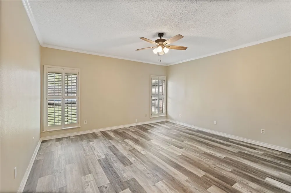 4701 Schwerin Lake Drive Corpus Christi, TX 78413