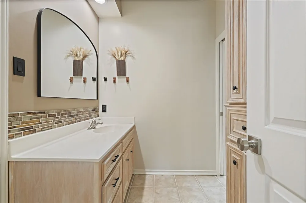 4701 Schwerin Lake Drive Corpus Christi, TX 78413