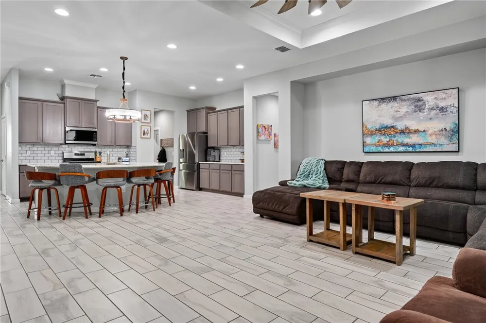 137 Angel Oak Drive Rockport, TX 78382
