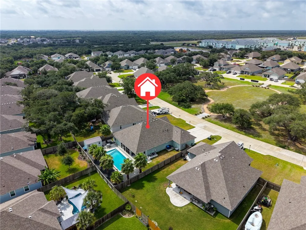 137 Angel Oak Drive Rockport, TX 78382