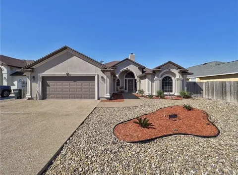 15029 Dasmarinas Drive