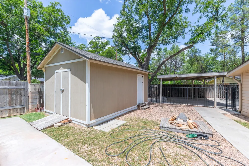 1518 Elmwood Drive Abilene, TX 79605