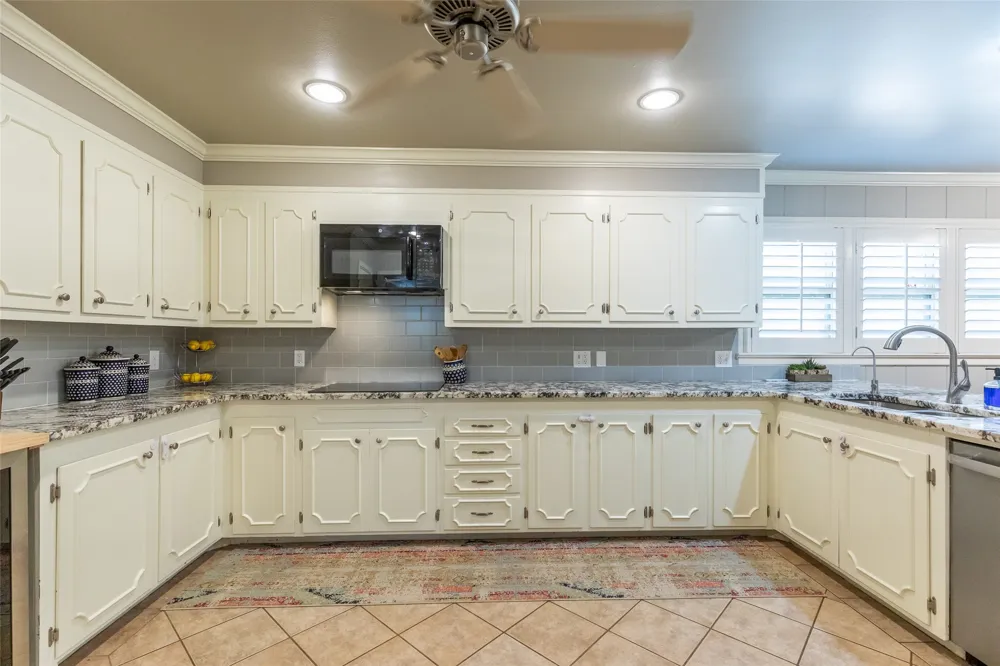 1518 Elmwood Drive Abilene, TX 79605