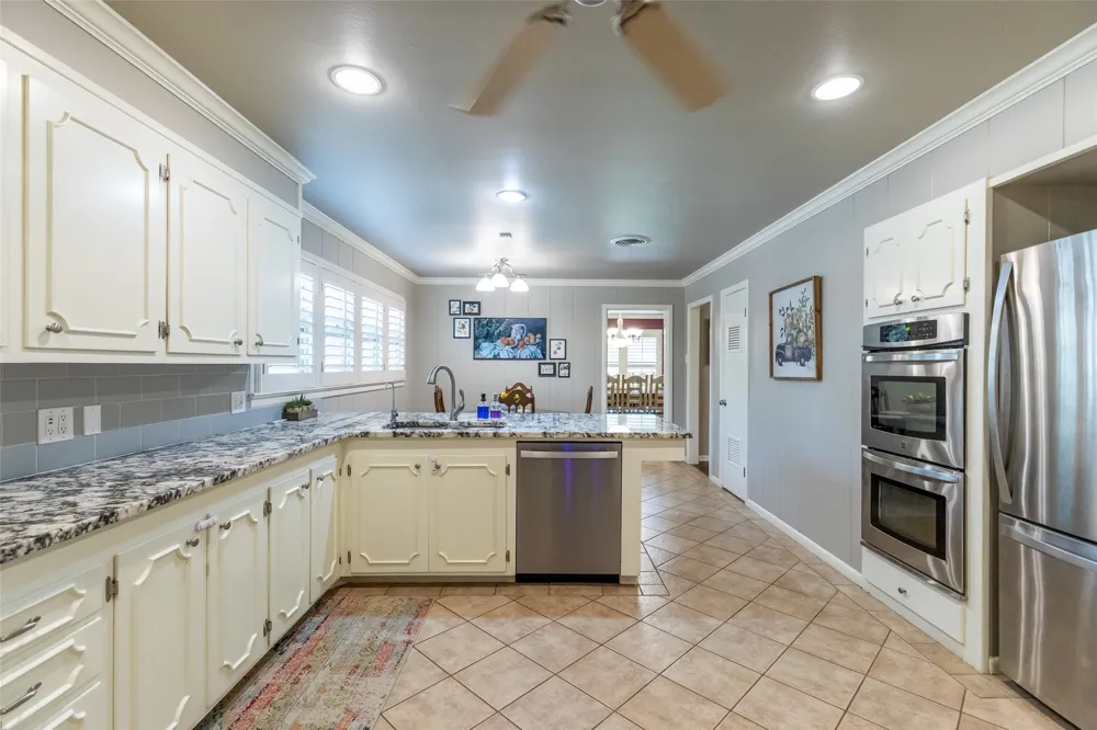 1518 Elmwood Drive Abilene, TX 79605
