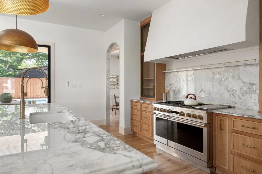 6452 Walnut Hill Lane Dallas, TX 75230