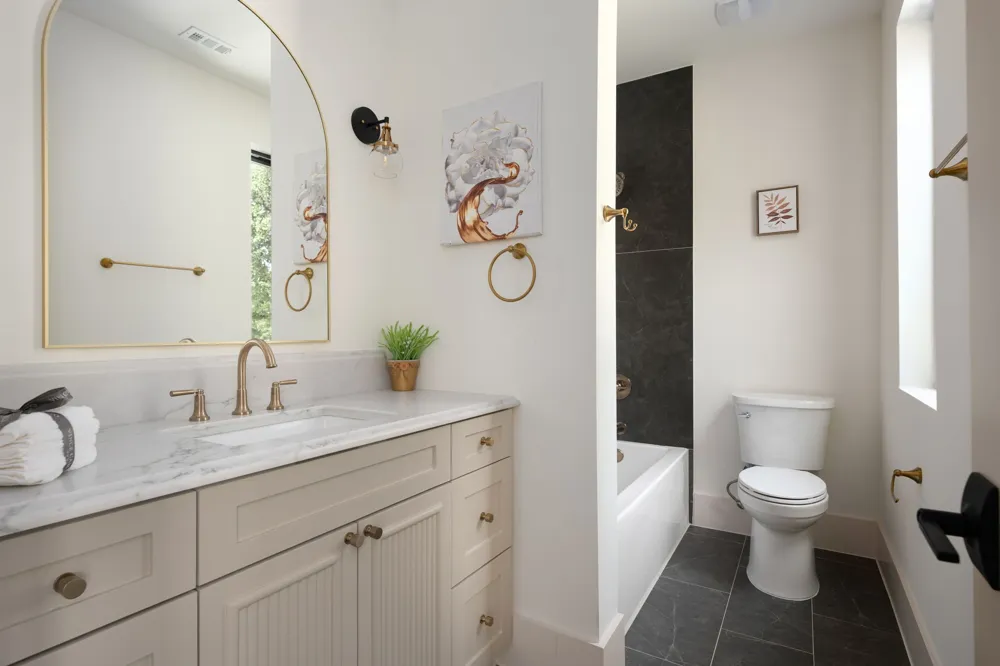 6452 Walnut Hill Lane Dallas, TX 75230