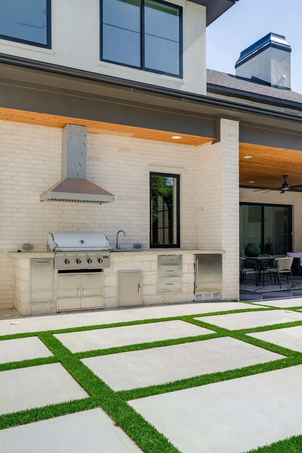 6452 Walnut Hill Lane Dallas, TX 75230