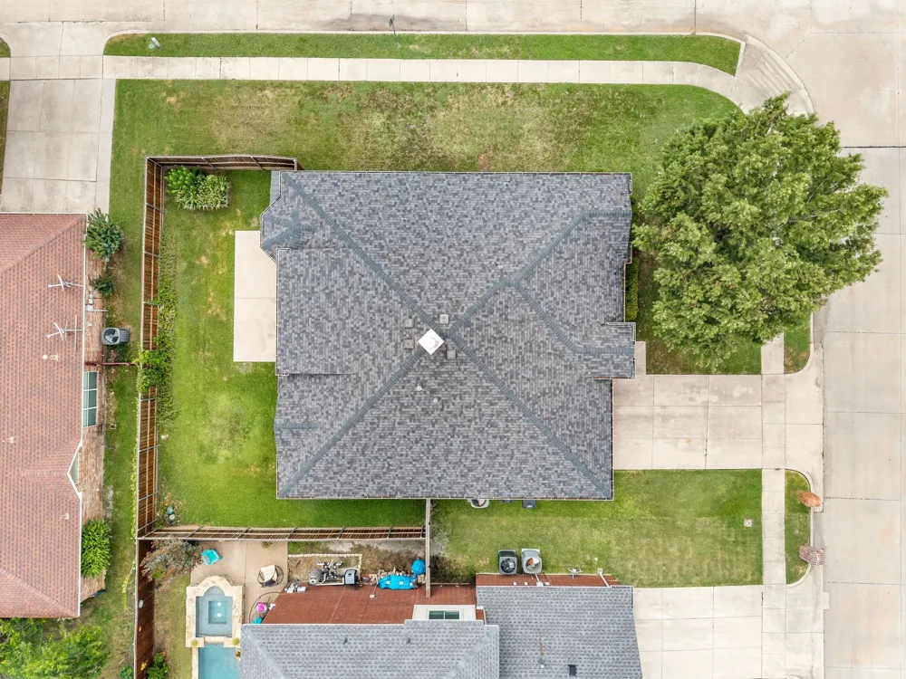 4700 Woodhaven Haltom City, TX 76137