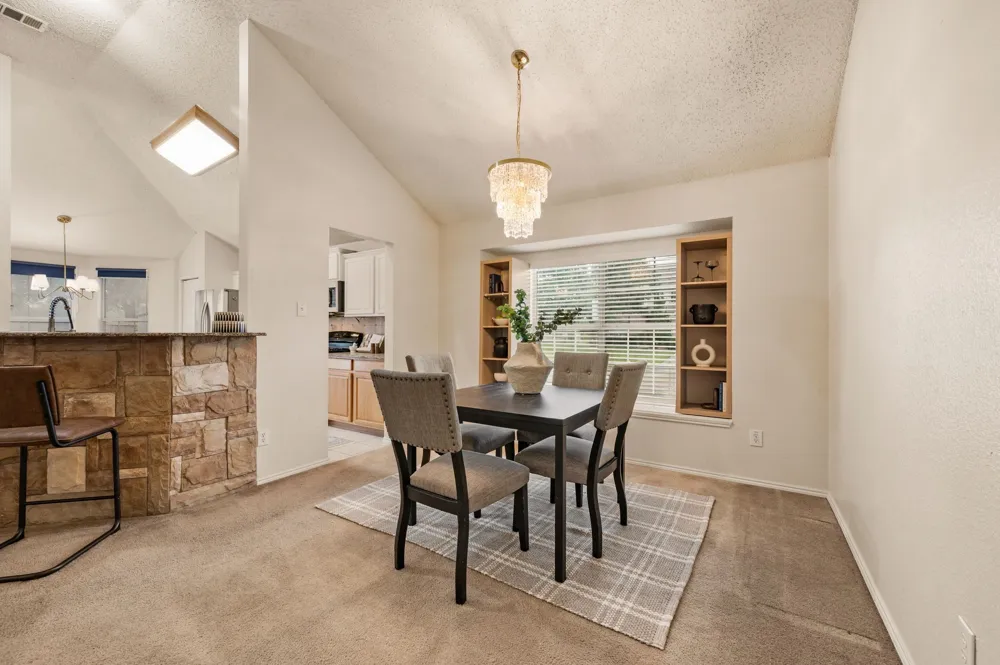 4700 Woodhaven Haltom City, TX 76137