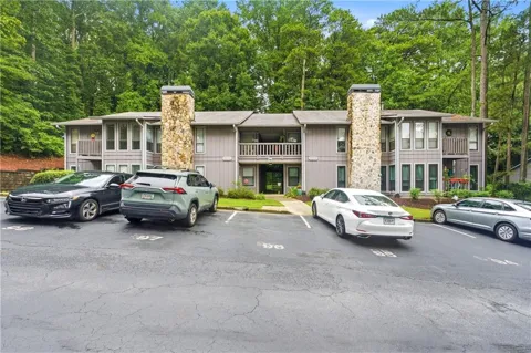 4097 Woodridge Way